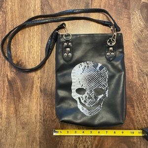 JINGPIN Smiling Skull Faux Leather Shoulder Bag